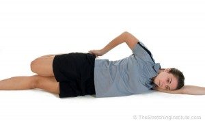 stretching-quadriceps-lying-down-300x177